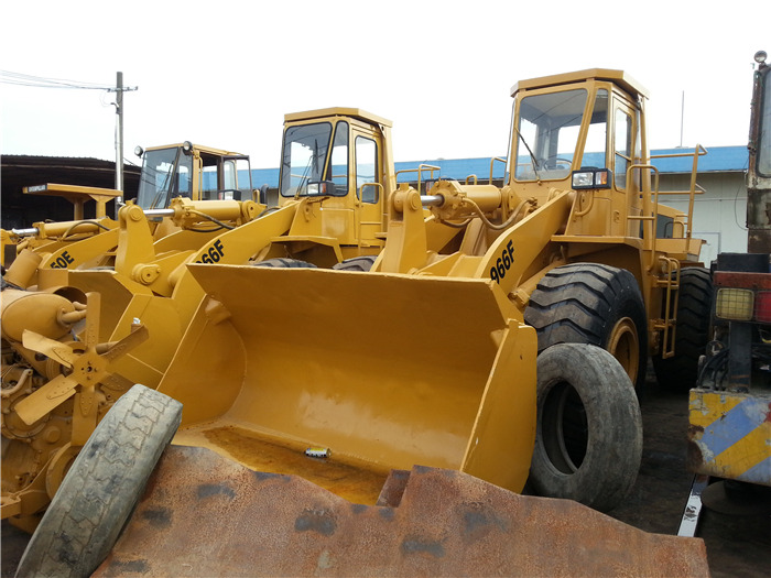 CAT 966F - Wheel loader: picture 1 CAT 966F - Wheel loader: picture 1