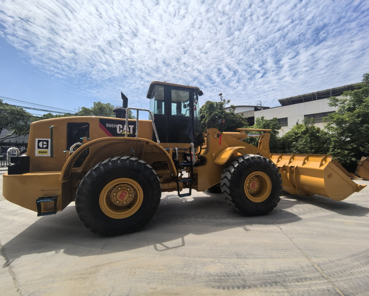 CAT 966H wheel loader - Wheel loader: picture 1 CAT 966H wheel loader - Wheel loader: picture 1