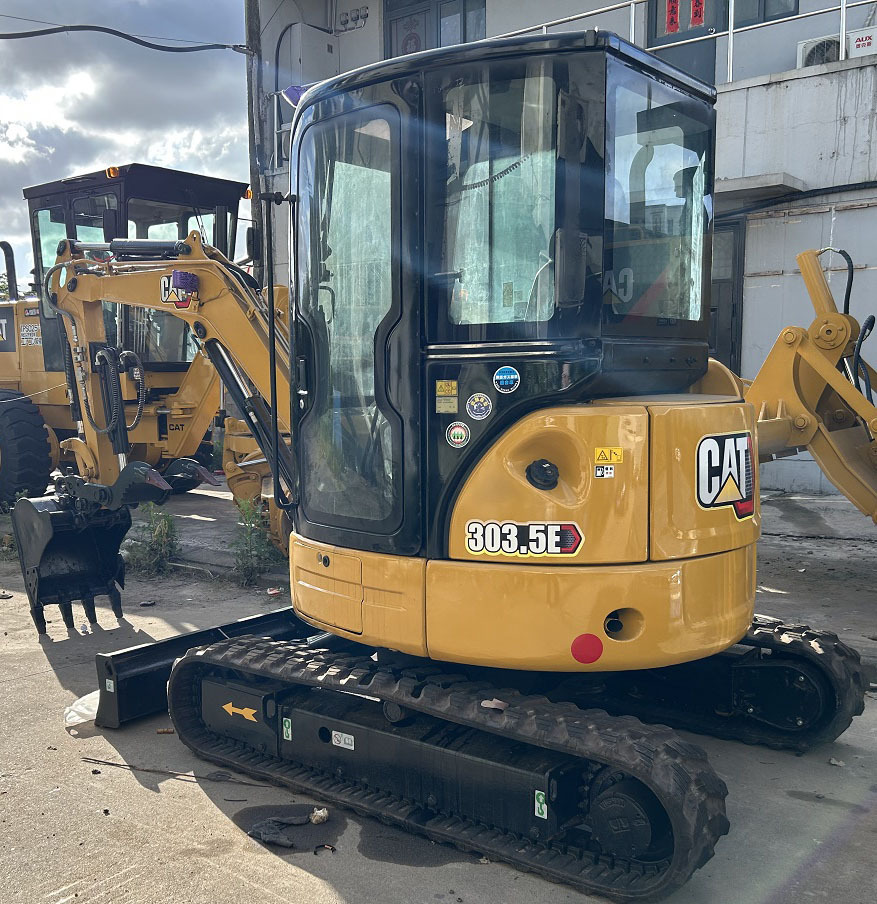 CATERPILLAR 303.5E - Mini excavator: picture 2 CATERPILLAR 303.5E - Mini excavator: picture 2