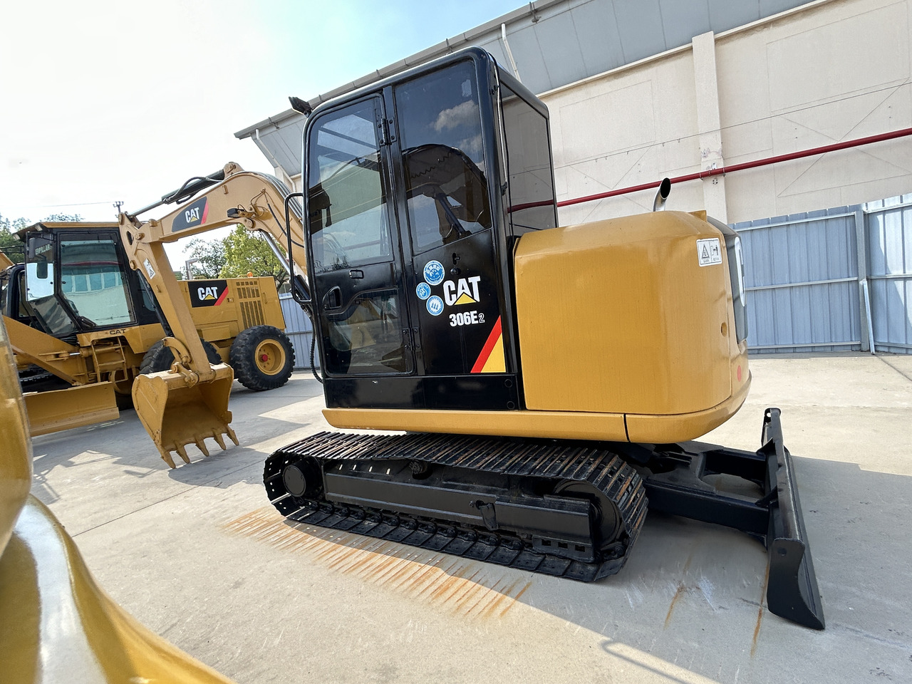 CATERPILLAR CAT 306E2 TRACKED EXCAVATOR - Mini excavator: picture 1 CATERPILLAR CAT 306E2 TRACKED EXCAVATOR - Mini excavator: picture 1