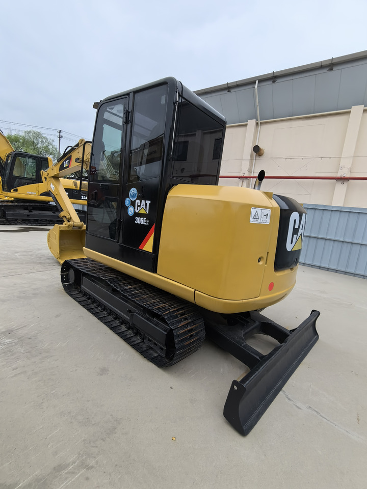 CATERPILLAR CAT 306E2 TRACKED EXCAVATOR - Mini excavator: picture 4 CATERPILLAR CAT 306E2 TRACKED EXCAVATOR - Mini excavator: picture 4