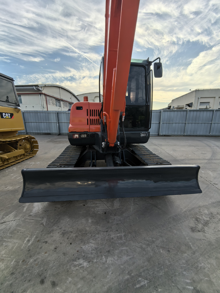 DOOSAN DX60 excavator - Mini excavator: picture 5 DOOSAN DX60 excavator - Mini excavator: picture 5