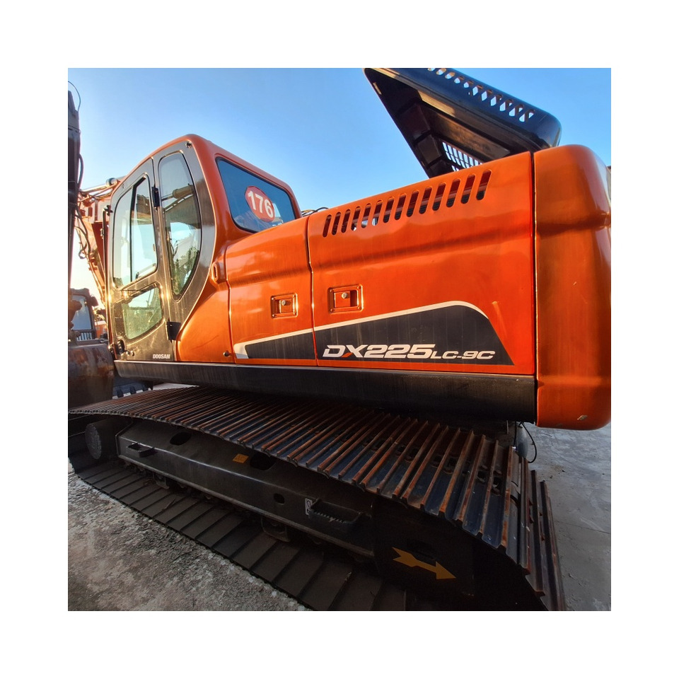 Doosan DX300LC-9C  Crawler Excavator - Crawler excavator: picture 2 Doosan DX300LC-9C  Crawler Excavator - Crawler excavator: picture 2