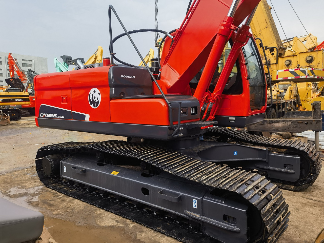 Doosan Dx225 Crawler Excavator - Crawler excavator: picture 2 Doosan Dx225 Crawler Excavator - Crawler excavator: picture 2