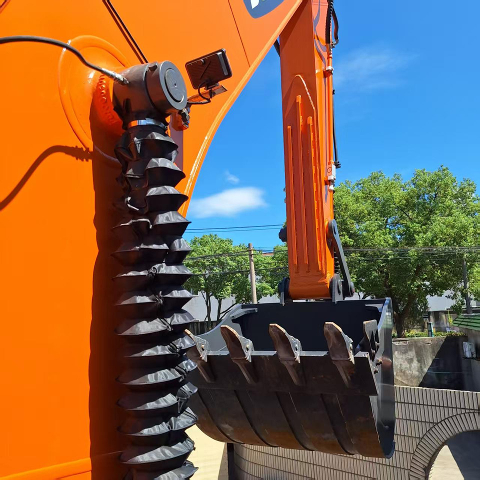 Doosan Dx225LCA Crawler Excavator - Crawler excavator: picture 4 Doosan Dx225LCA Crawler Excavator - Crawler excavator: picture 4