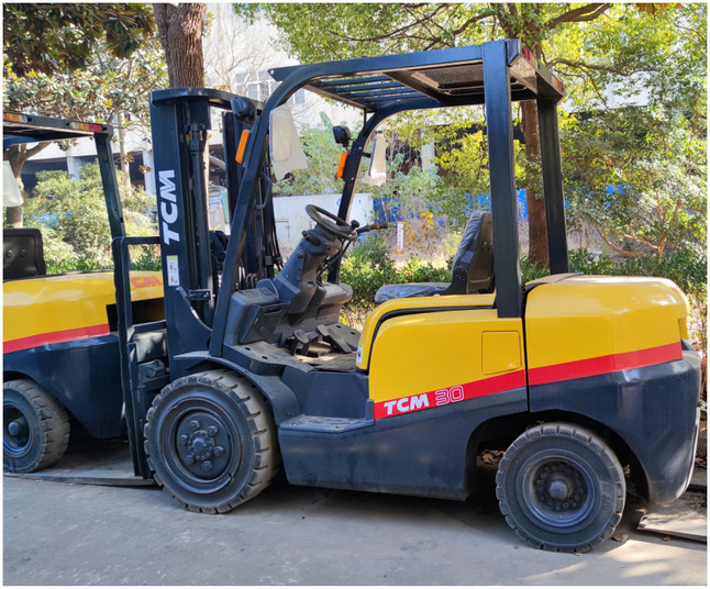 Good condition and high performance TCM FD30 used forklift with good condition on hot sale - Diesel forklift: picture 1 Good condition and high performance TCM FD30 used forklift with good condition on hot sale - Diesel forklift: picture 1
