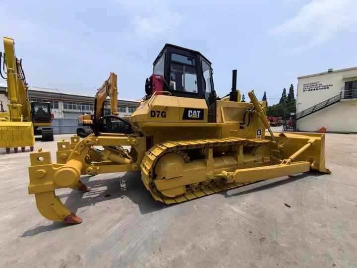 High Efficiency d6h d7h Used Caterpillar Bulldozer d7g used caterpillar bulldozer in shanghai - Bulldozer: picture 5 High Efficiency d6h d7h Used Caterpillar Bulldozer d7g used caterpillar bulldozer in shanghai - Bulldozer: picture 5