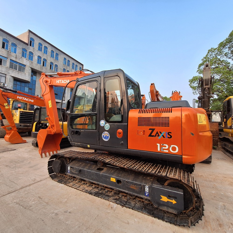 Hitachi ZX120 Excavator - Crawler excavator: picture 4 Hitachi ZX120 Excavator - Crawler excavator: picture 4
