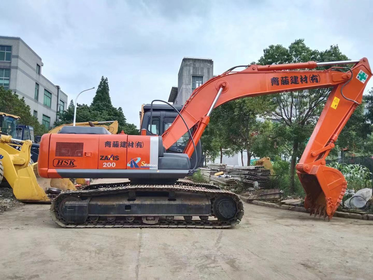 Hitachi ZX200 Excavator - Crawler excavator: picture 3 Hitachi ZX200 Excavator - Crawler excavator: picture 3