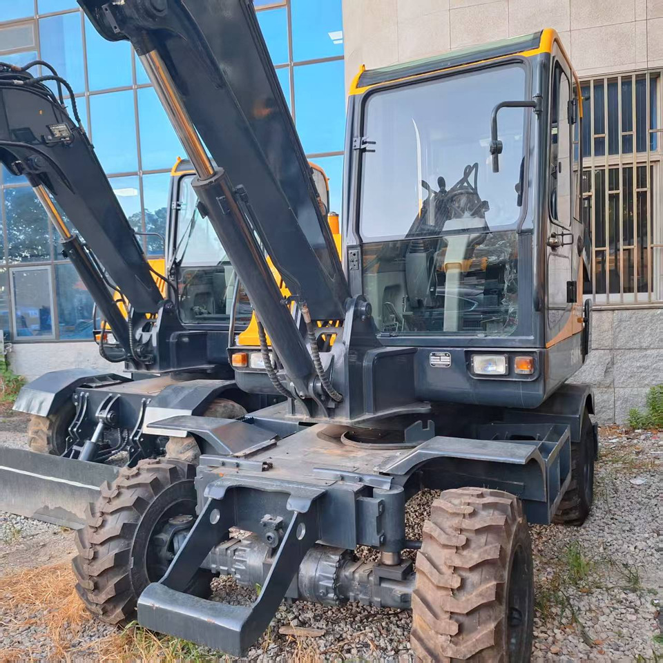 Hyundai 60wvs excavator - Wheel excavator: picture 1 Hyundai 60wvs excavator - Wheel excavator: picture 1