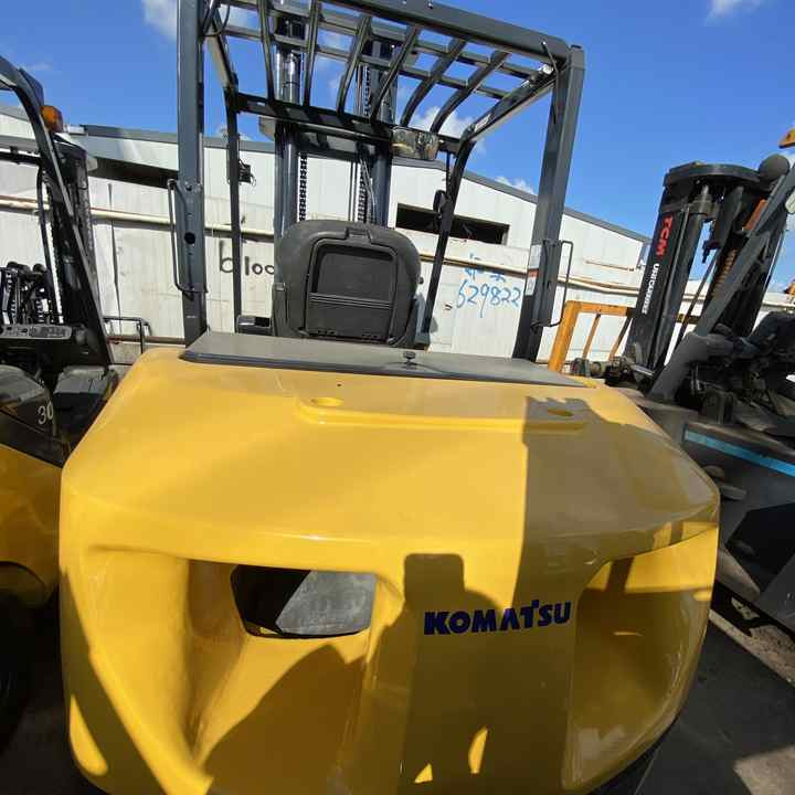 Japan Original 5 Tons FD50 Komatsu Forklift Japan Komatsu forklift FD50 FD25 FD30 - Diesel forklift: picture 5 Japan Original 5 Tons FD50 Komatsu Forklift Japan Komatsu forklift FD50 FD25 FD30 - Diesel forklift: picture 5