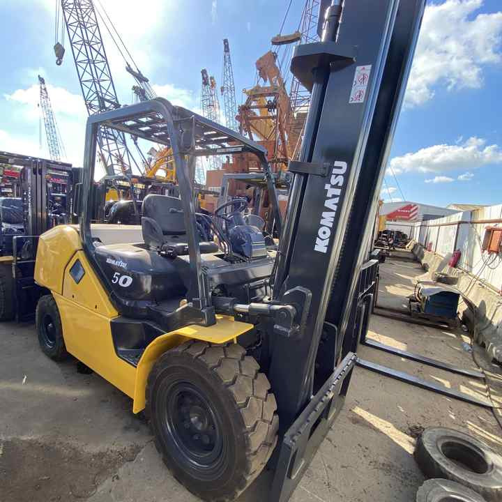 Japan Original 5 Tons FD50 Komatsu Forklift Japan Komatsu forklift FD50 FD25 FD30 - Diesel forklift: picture 3 Japan Original 5 Tons FD50 Komatsu Forklift Japan Komatsu forklift FD50 FD25 FD30 - Diesel forklift: picture 3