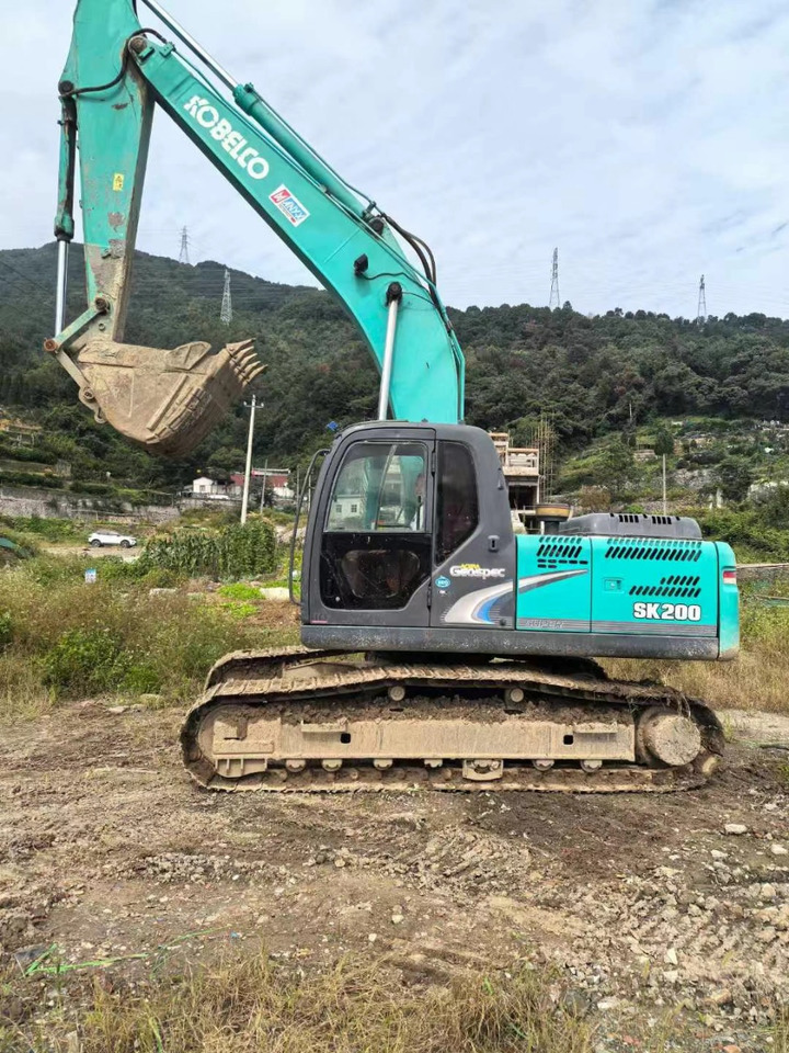 KOBELCO Kobelco SK200-8 Crawler excavator - Crawler excavator: picture 3 KOBELCO Kobelco SK200-8 Crawler excavator - Crawler excavator: picture 3