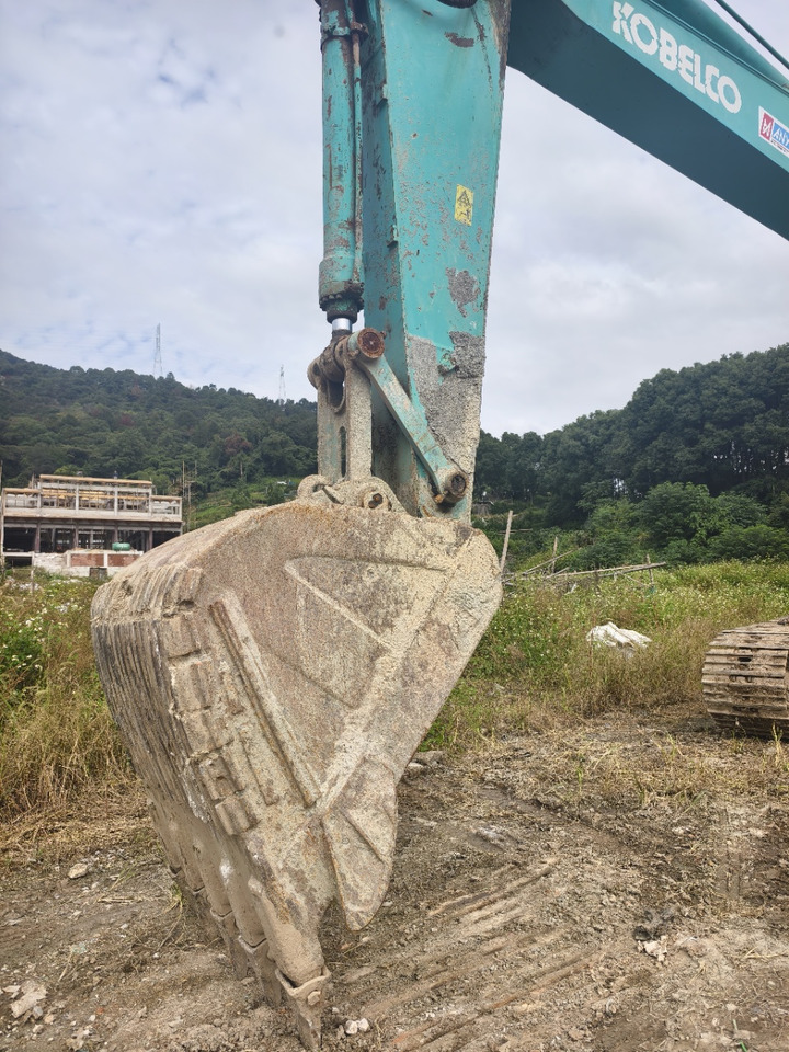 Kobelco SK200-8 excavator - Crawler excavator: picture 3 Kobelco SK200-8 excavator - Crawler excavator: picture 3
