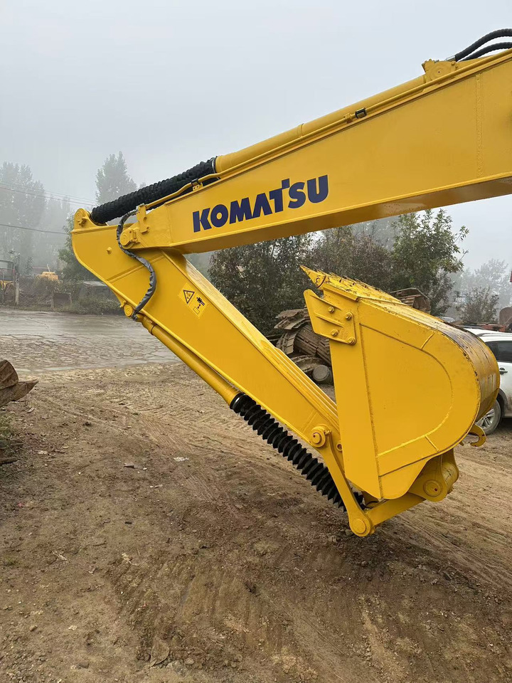 Crawler excavator Komatsu PC200-7 excavator: picture 6 Crawler excavator Komatsu PC200-7 excavator: picture 6