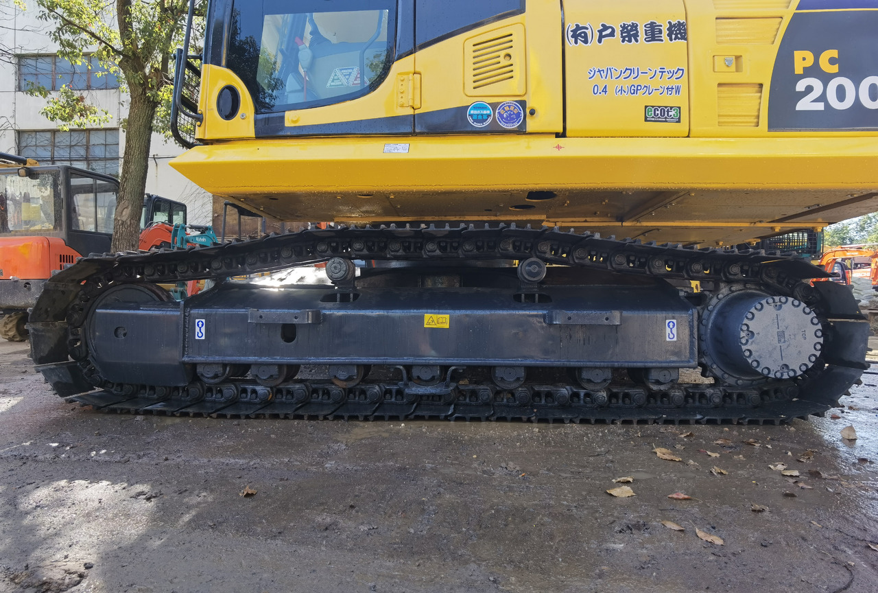 Komatsu PC200-8 Excavator - Crawler excavator: picture 5 Komatsu PC200-8 Excavator - Crawler excavator: picture 5