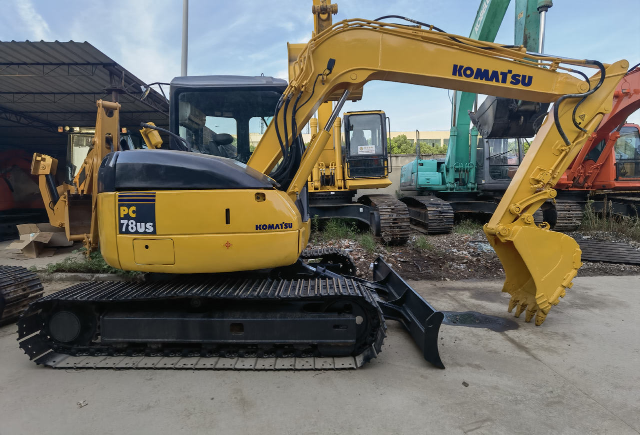 Komatsu pc78 Excavator - Crawler excavator: picture 1 Komatsu pc78 Excavator - Crawler excavator: picture 1