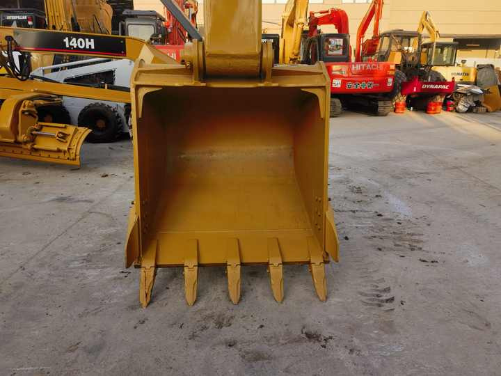 Second-hand secondhand 36 ton used caterpillar cat 336 d 336d 336dl 336d2 cat336 cat336d cat336d2 cheap used excavator - Excavator: picture 5 Second-hand secondhand 36 ton used caterpillar cat 336 d 336d 336dl 336d2 cat336 cat336d cat336d2 cheap used excavator - Excavator: picture 5