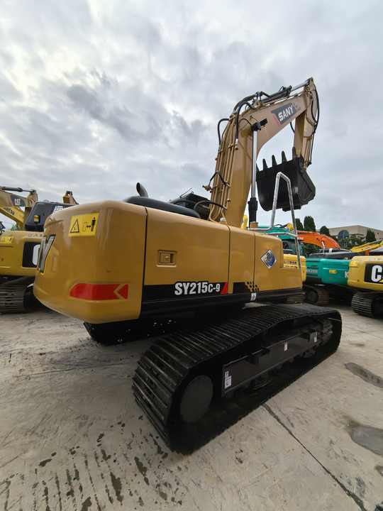 Second hand used excavator extractor SANY 215C for sale in stock - Crawler excavator: picture 5 Second hand used excavator extractor SANY 215C for sale in stock - Crawler excavator: picture 5