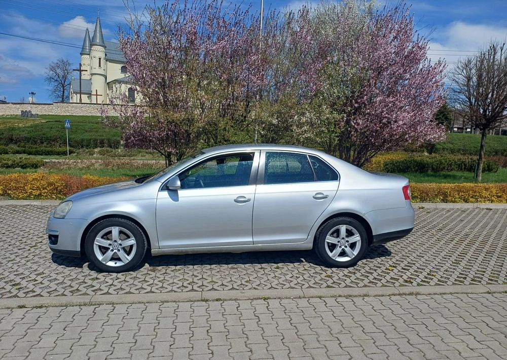 Volkswagen Jetta - Car: picture 3 Volkswagen Jetta - Car: picture 3