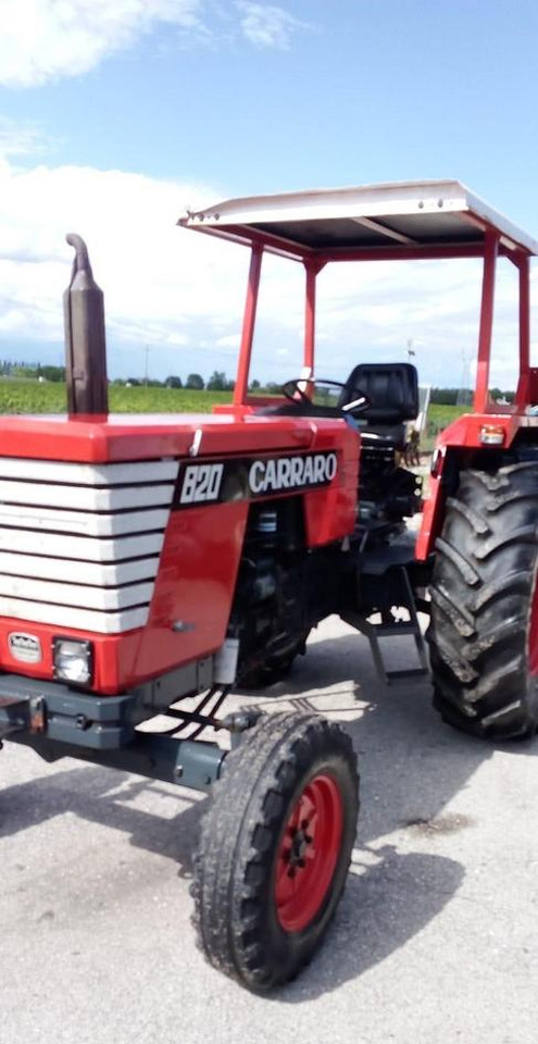 Trattore Agritalia Carraro 820.2S - Farm tractor: picture 3 Trattore Agritalia Carraro 820.2S - Farm tractor: picture 3