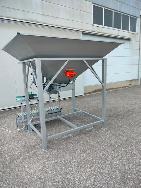 ARK01 bagging machine - Packaging machinery: picture 4 ARK01 bagging machine - Packaging machinery: picture 4