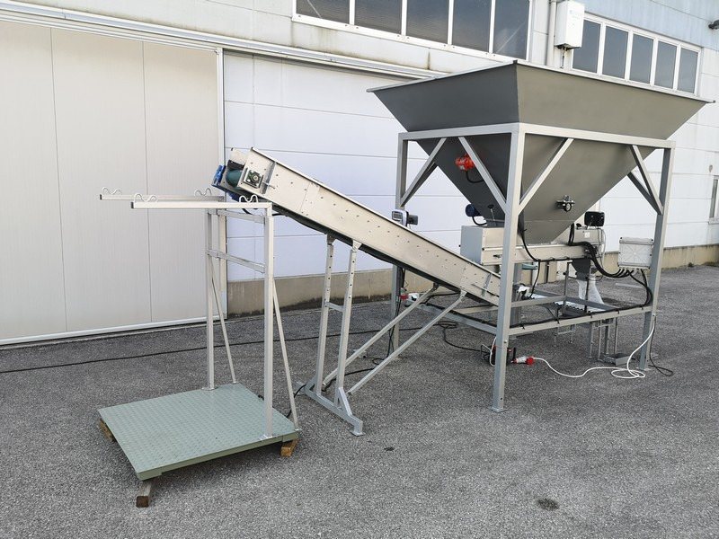 ARK03 big-bag and small bags bagging machine - Packaging machinery: picture 2 ARK03 big-bag and small bags bagging machine - Packaging machinery: picture 2