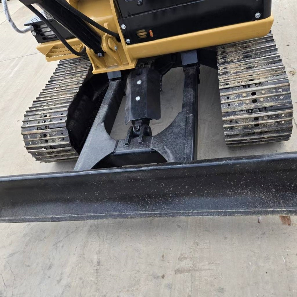 CAT 305 - Mini excavator: picture 4 CAT 305 - Mini excavator: picture 4