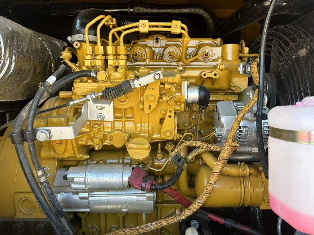 CAT 308  - Mini excavator: picture 3 CAT 308  - Mini excavator: picture 3