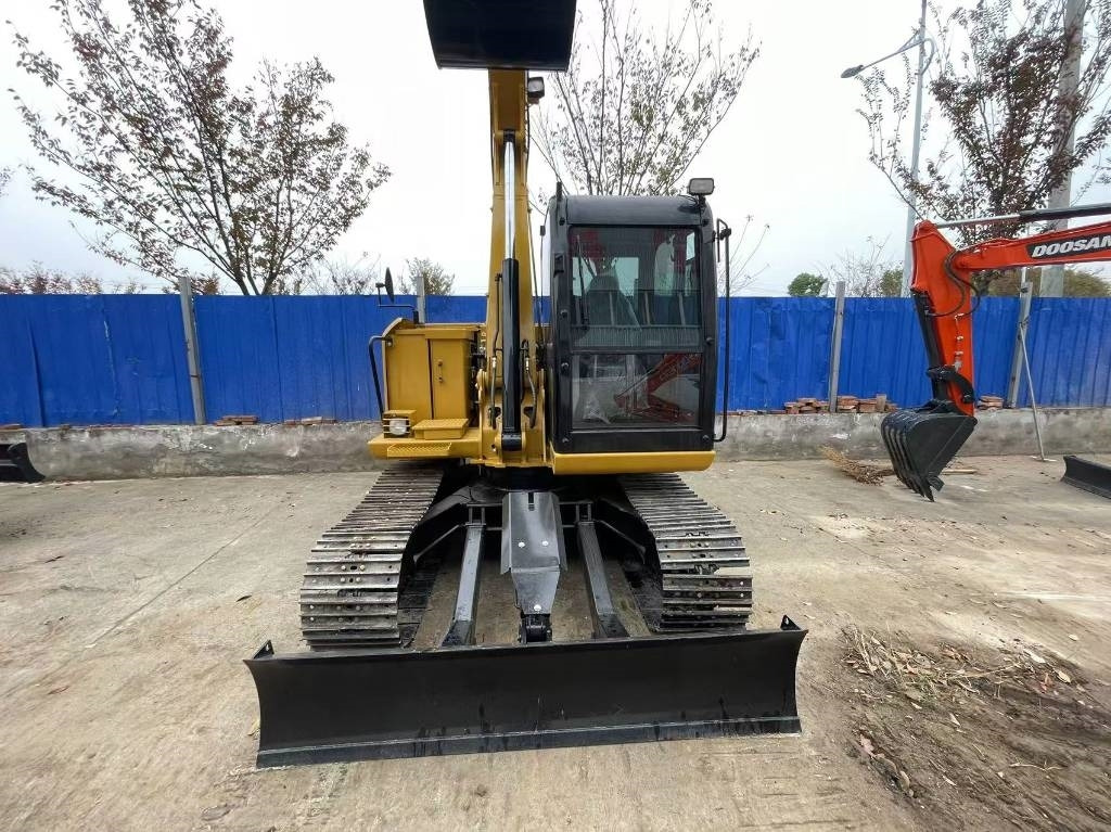 CAT 308 - Mini excavator: picture 2 CAT 308 - Mini excavator: picture 2