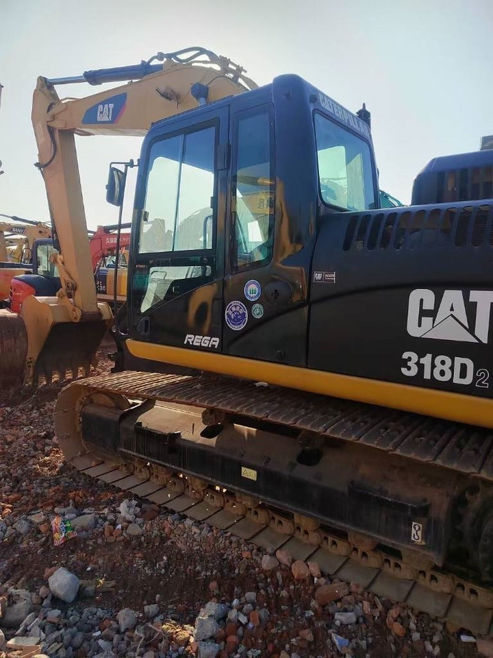 CAT 318 - Crawler excavator: picture 1 CAT 318 - Crawler excavator: picture 1
