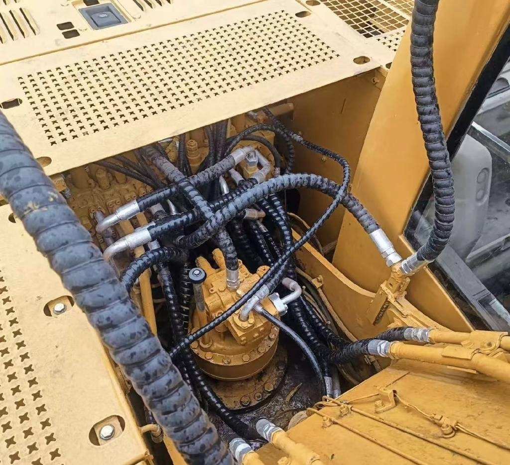 CAT 320 C - Crawler excavator: picture 5 CAT 320 C - Crawler excavator: picture 5