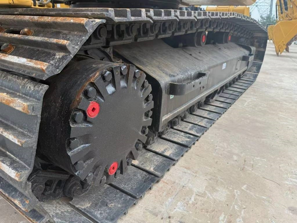 CAT 320 D - Crawler excavator: picture 3 CAT 320 D - Crawler excavator: picture 3