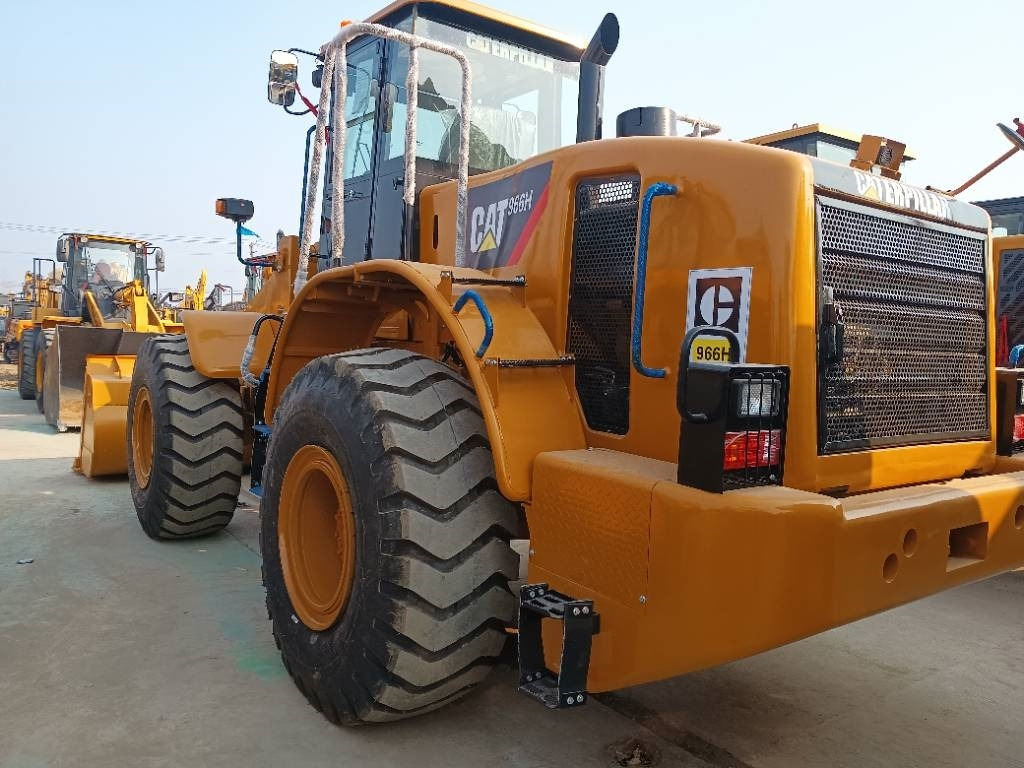 CAT 966 H - Wheel loader: picture 2 CAT 966 H - Wheel loader: picture 2