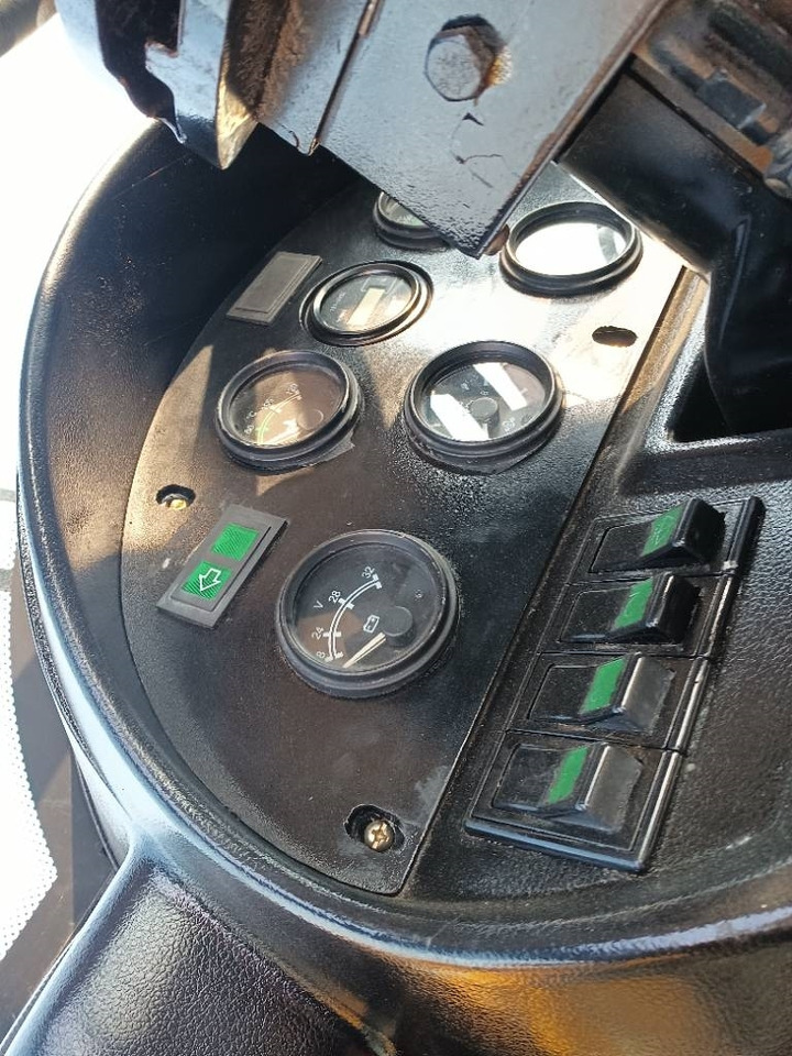 Wheel loader CAT 966 H: picture 8