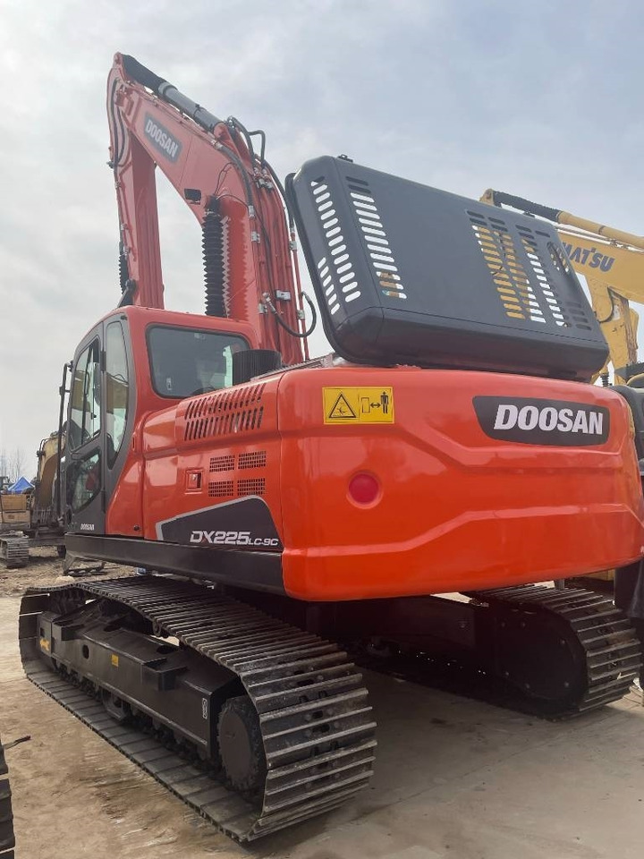 Doosan DX 225 - Crawler excavator: picture 1 Doosan DX 225 - Crawler excavator: picture 1