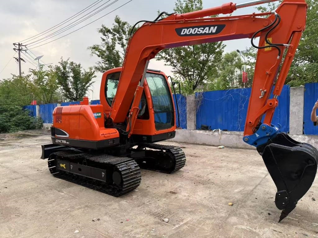 Doosan DX 75 - Crawler excavator: picture 4 Doosan DX 75 - Crawler excavator: picture 4