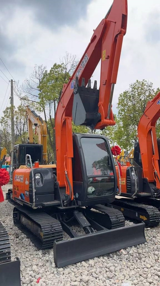 Hitachi Zaxis 60 - Mini excavator: picture 1 Hitachi Zaxis 60 - Mini excavator: picture 1