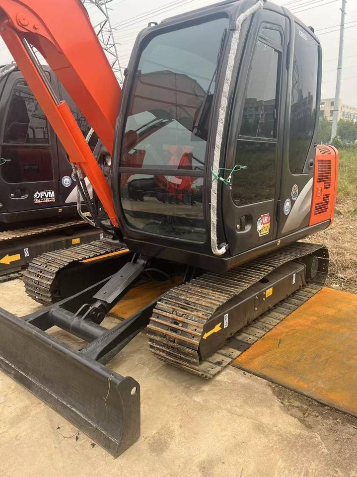 Hitachi zaxis60 - Crawler excavator: picture 1 Hitachi zaxis60 - Crawler excavator: picture 1