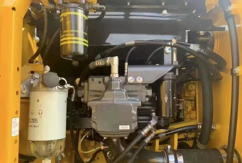 Komatsu PC 200-8 - Crawler excavator: picture 5 Komatsu PC 200-8 - Crawler excavator: picture 5