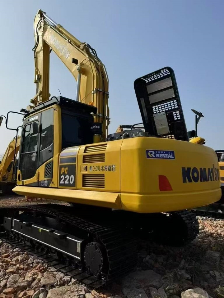 Crawler excavator Komatsu PC 220-8: picture 6 Crawler excavator Komatsu PC 220-8: picture 6