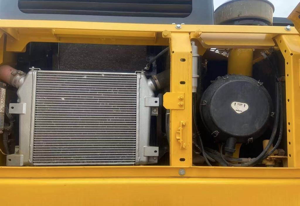 Komatsu PC 400-7 - Crawler excavator: picture 2 Komatsu PC 400-7 - Crawler excavator: picture 2