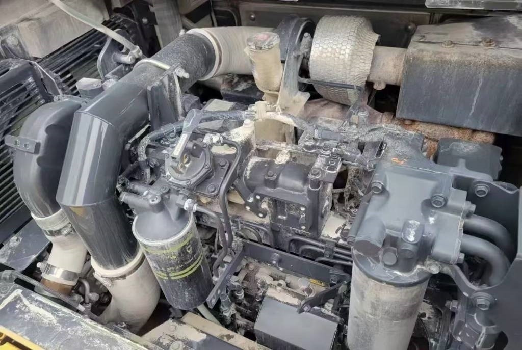 Komatsu PC 460-8 - Crawler excavator: picture 4 Komatsu PC 460-8 - Crawler excavator: picture 4