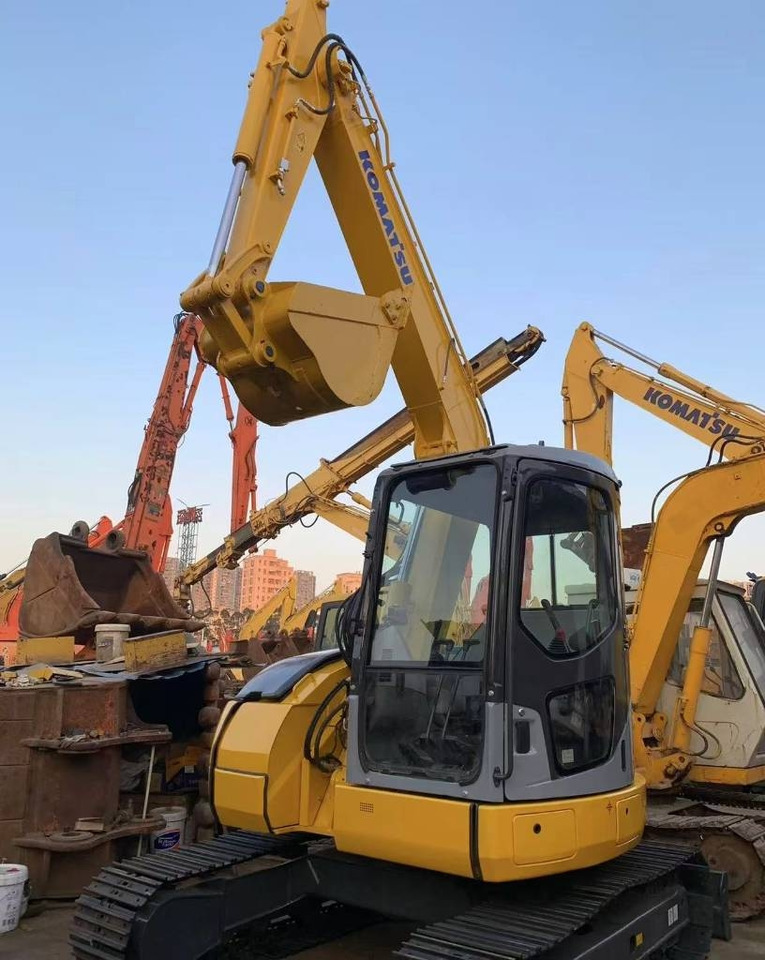 Komatsu PC 78  - Mini excavator: picture 1 Komatsu PC 78  - Mini excavator: picture 1