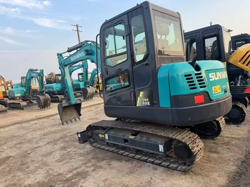 Mini excavator Sunward SWE 60 E: picture 1