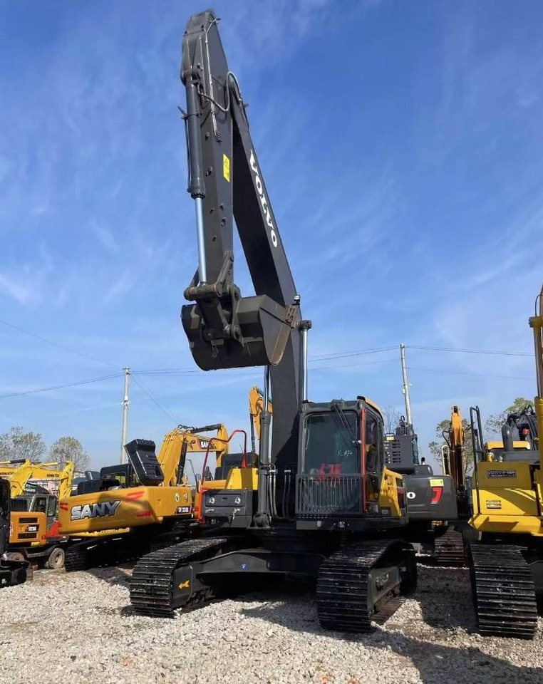 Volvo EC 240 - Crawler excavator: picture 1 Volvo EC 240 - Crawler excavator: picture 1