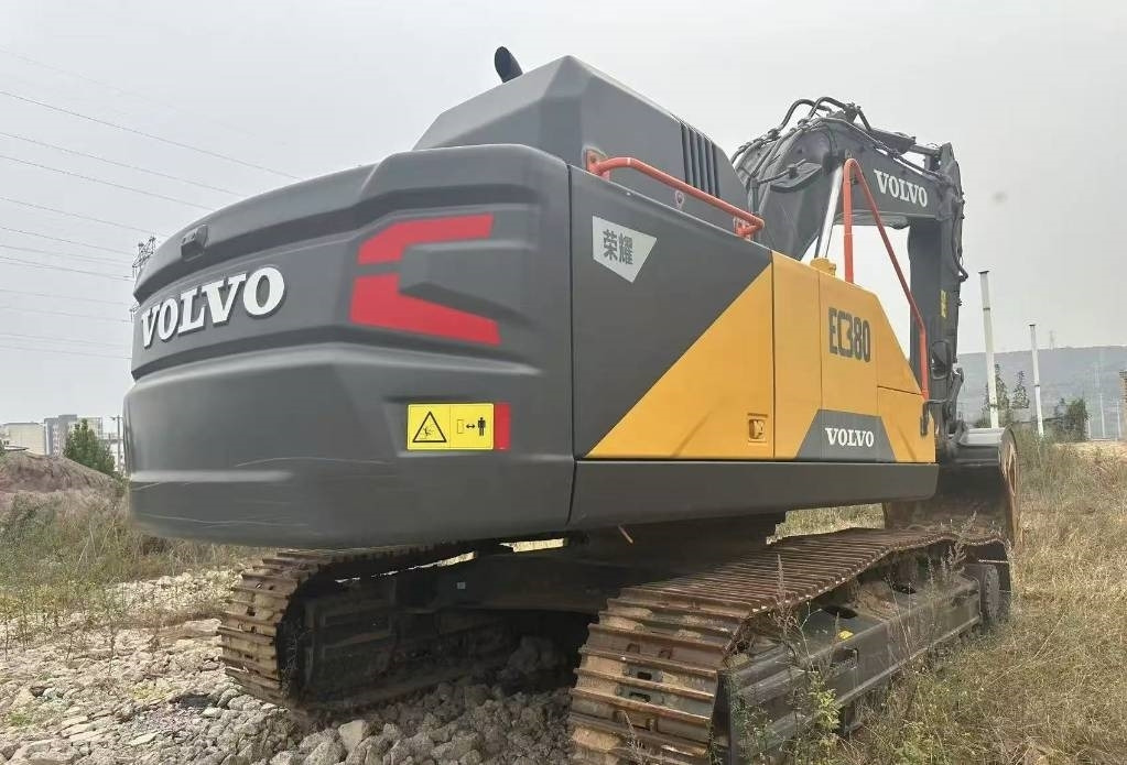 Crawler excavator Volvo EC 380 D: picture 1