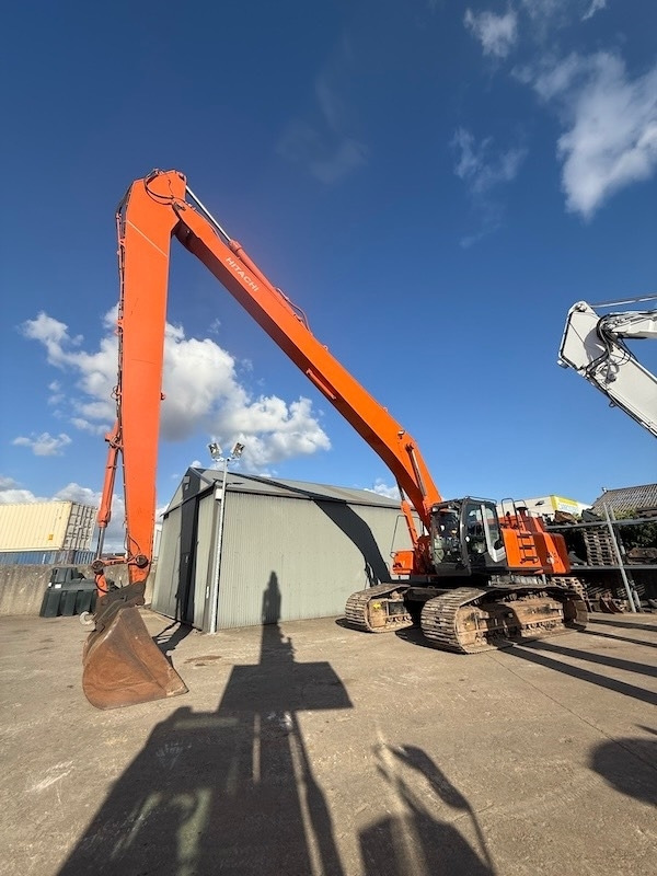 Excavator Hitachi ZX 470 LC H-3: picture 6