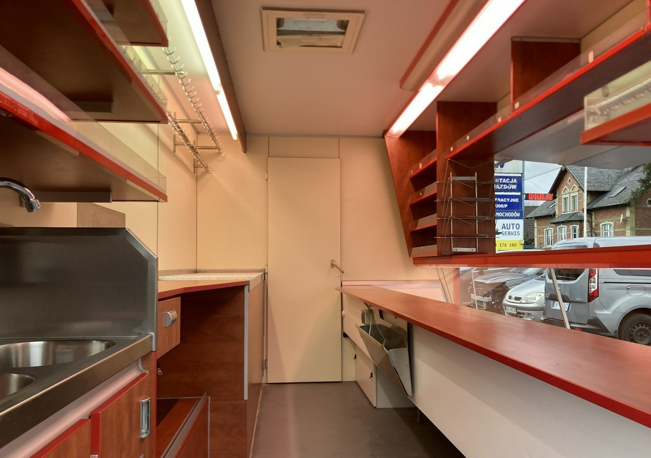 Fiat Ducato Autosklep wędlin Gastronomiczny Food Truck Foodtruck 136tkm Borco 20 - Vending truck: picture 3 Fiat Ducato Autosklep wędlin Gastronomiczny Food Truck Foodtruck 136tkm Borco 20 - Vending truck: picture 3