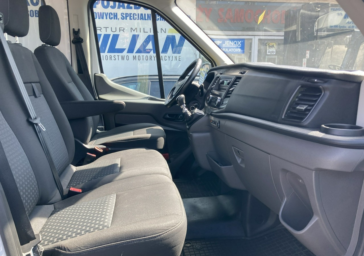 Ford Transit VIII Ford Transit dla niepełnosprawnych Rampa Inwalida PFRON 2020 - Car: picture 5 Ford Transit VIII Ford Transit dla niepełnosprawnych Rampa Inwalida PFRON 2020 - Car: picture 5